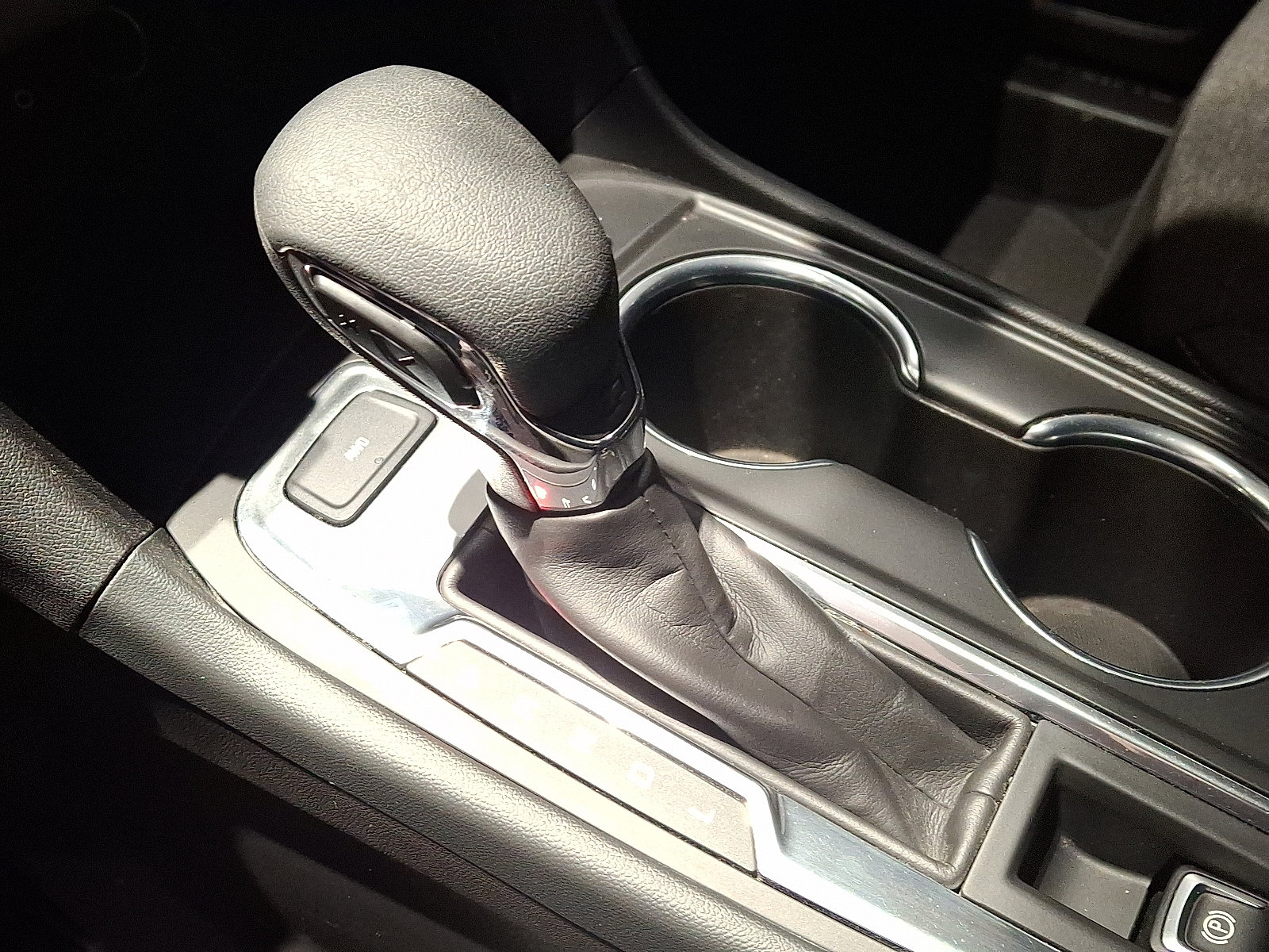 Used 2024 Chevrolet Equinox LT w/ LPO, Floor Liner Package AWD/4WD image 14
