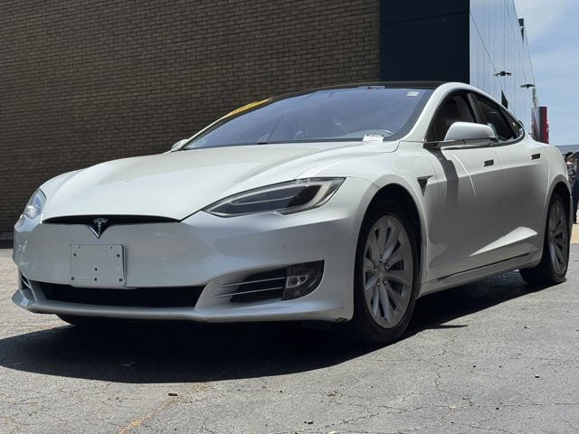 Used 2018 Tesla Model S 100D AWD/4WD image 29