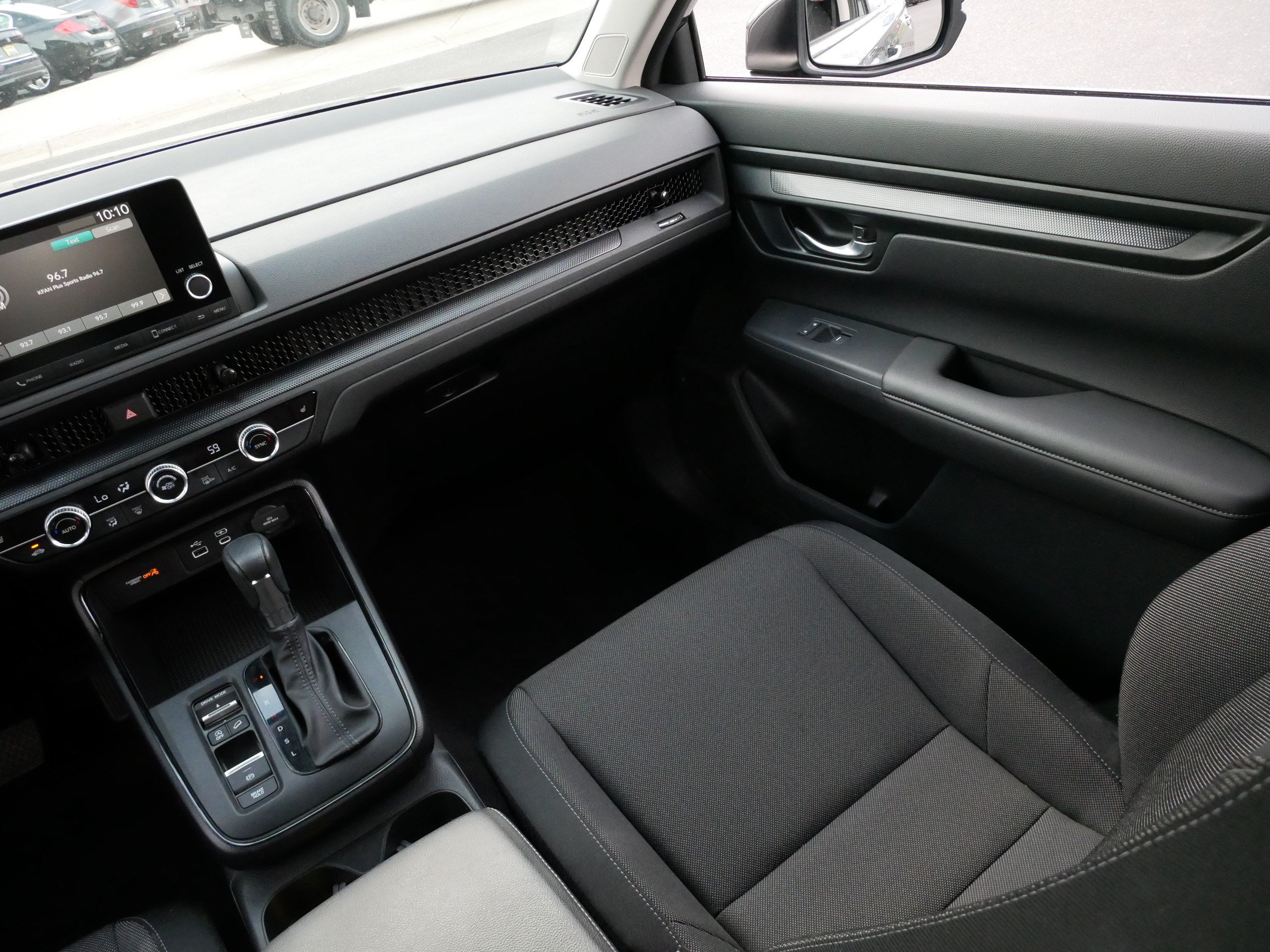 Used 2024 Honda CR-V EX image 11