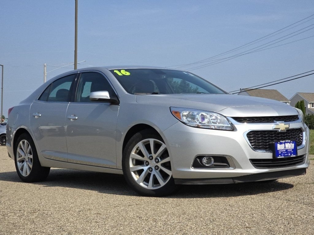 Used 2016 Chevrolet Malibu LTZ FWD image 2