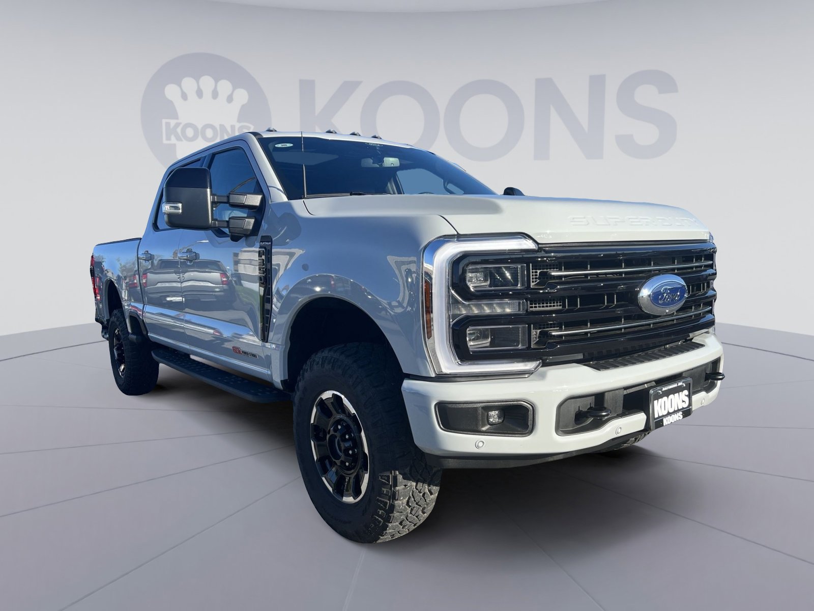 Used 2025 Ford F350 Platinum w/ Tremor Off-Road Package image 10