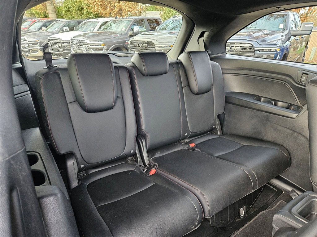 Used 2025 Honda Odyssey Sport-L image 16