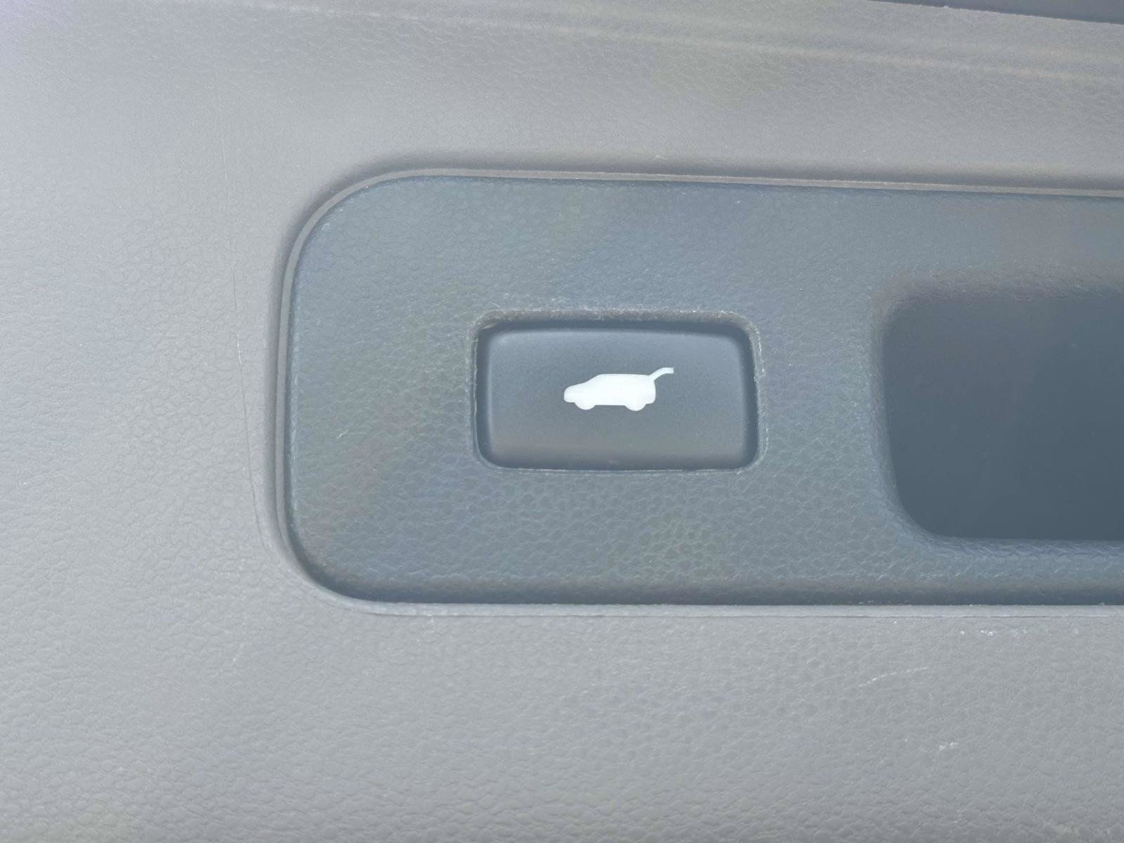 Used 2016 Honda Odyssey Touring image 10