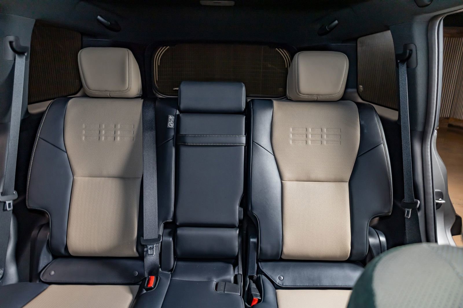 Used 2025 Lexus GX 550 image 20