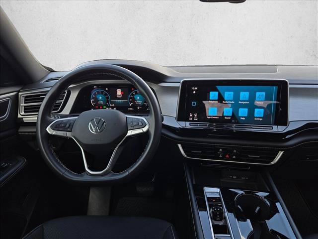 Used 2024 Volkswagen Atlas Cross Sport SE AWD/4WD image 14
