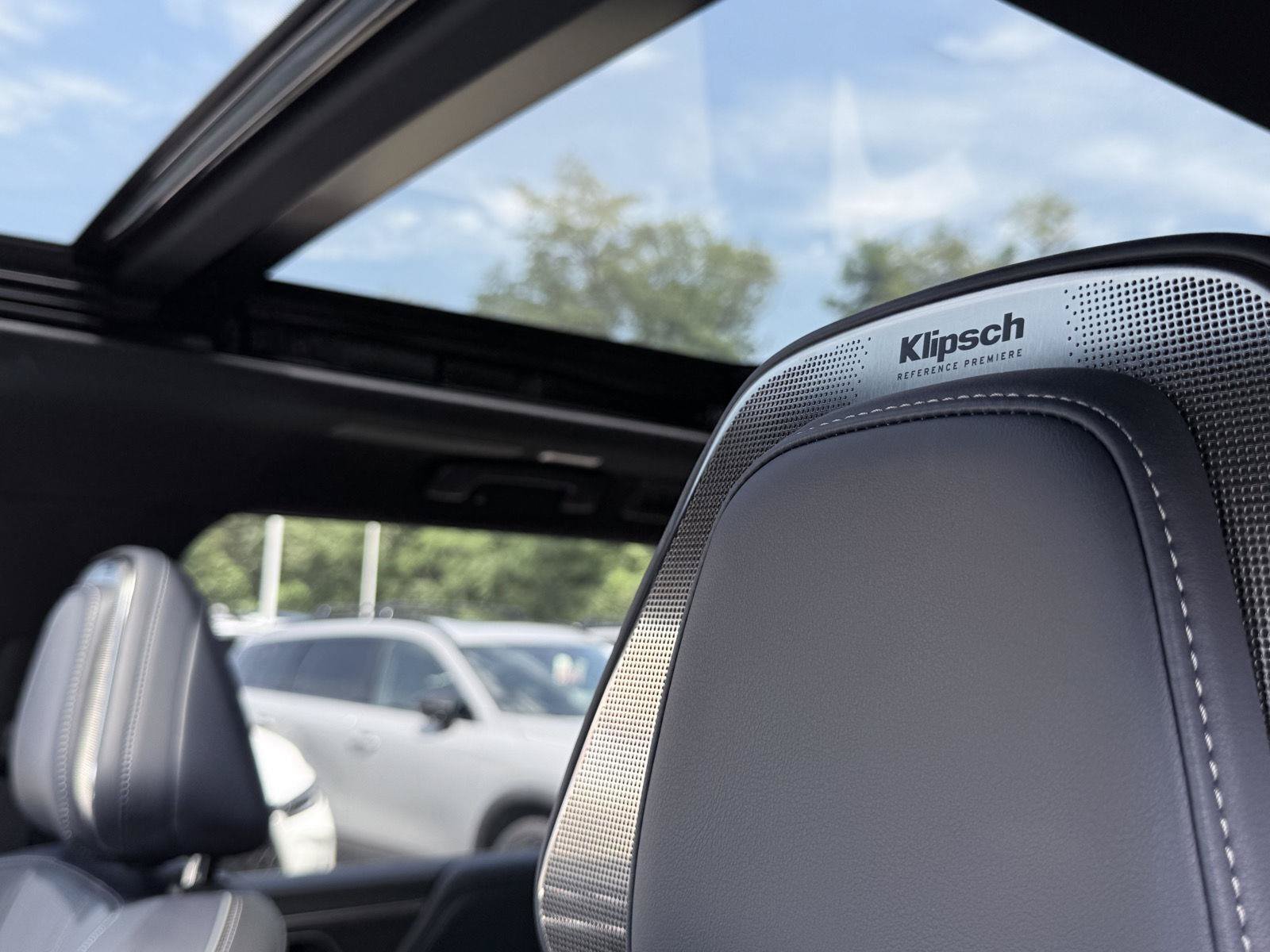 New 2027 INFINITI QX80 Sensory AWD/4WD image 21