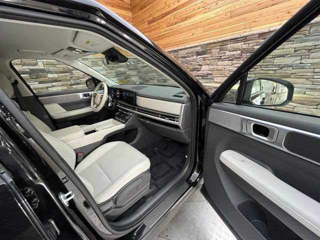 Used 2025 Hyundai Santa Fe SEL AWD/4WD image 43