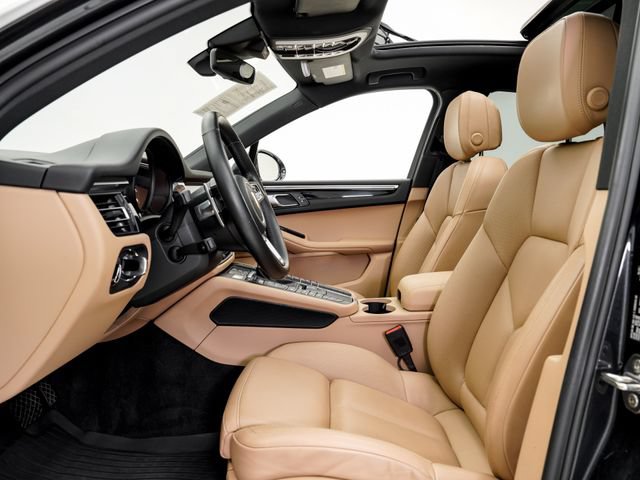 Certified 2021 Porsche Macan AWD/4WD image 8