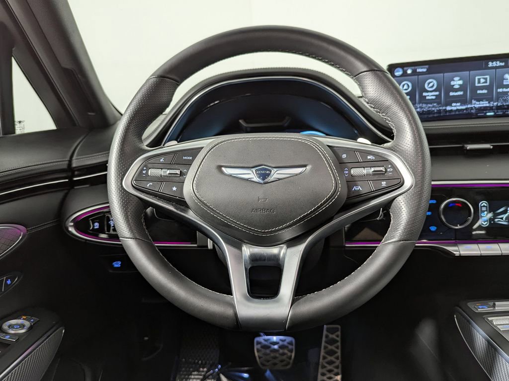 Used 2023 Genesis GV70 2.5T w/ Sport Prestige Package image 31