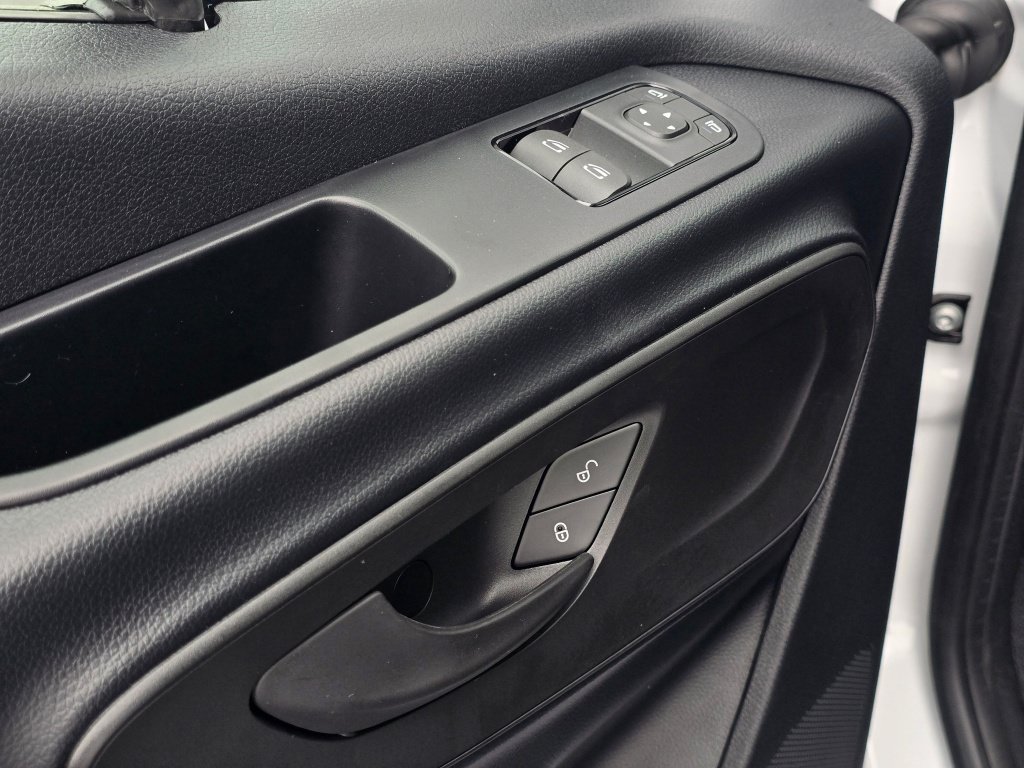 New 2026 Mercedes-Benz Sprinter 2500 image 24