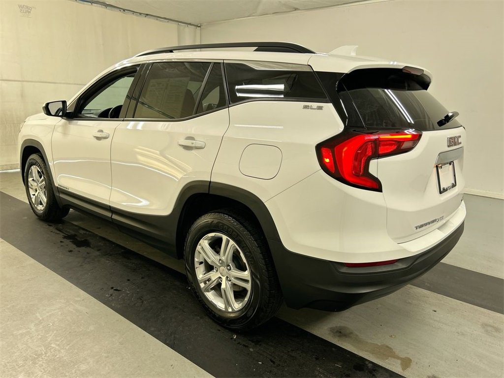 Used 2018 GMC Terrain SLE w/ Driver Convenience Package image 7