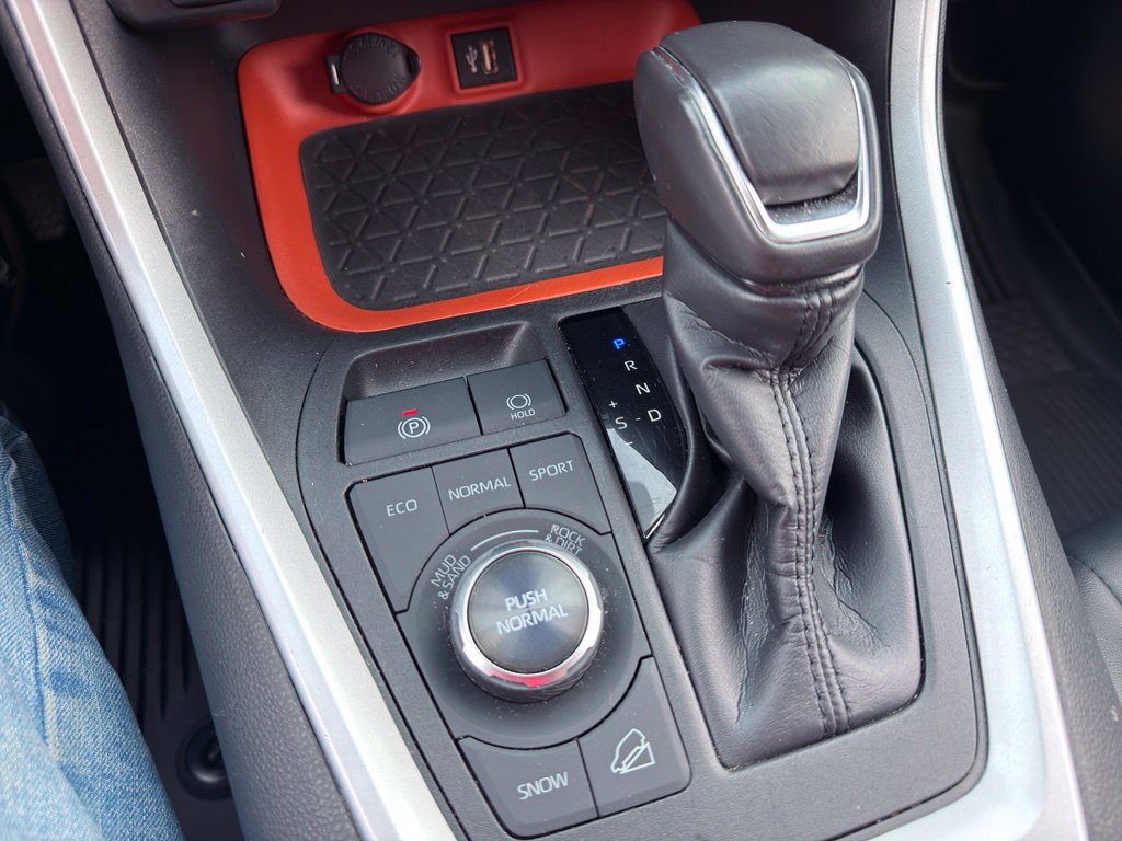 Used 2024 Toyota RAV4 Adventure AWD/4WD image 41