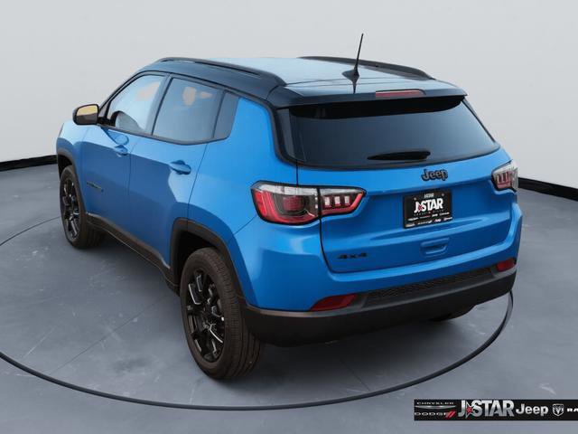 Used 2023 Jeep Compass Latitude w/ Convenience Group AWD/4WD image 7