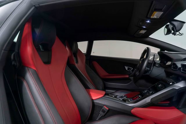 Used 2015 Lamborghini Huracan LP 610-4 image 25