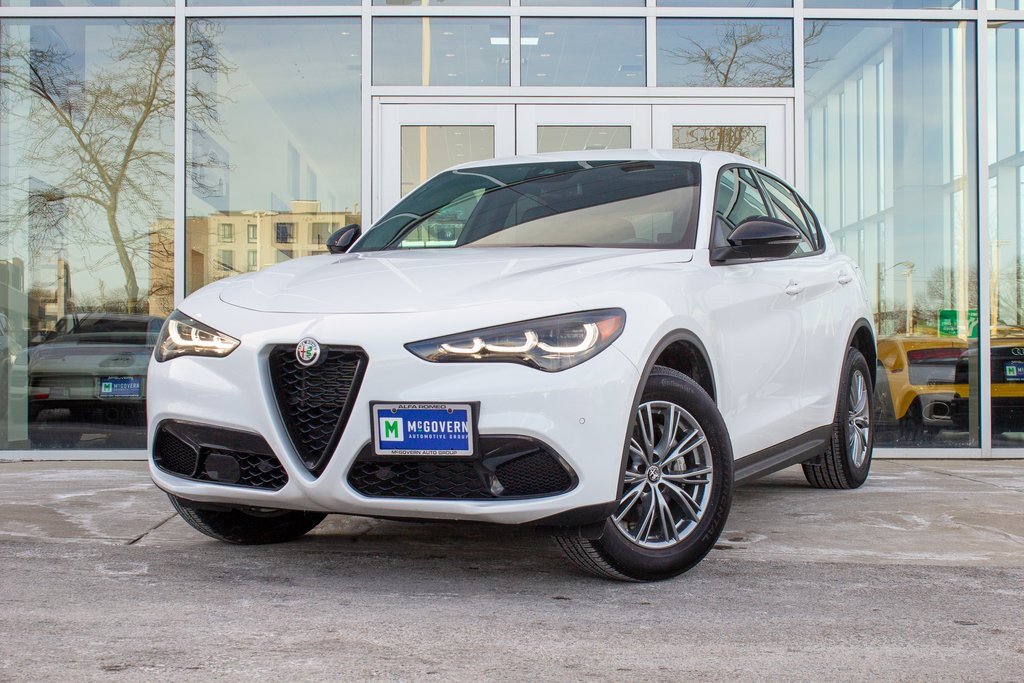 Used 2024 Alfa Romeo Stelvio Sprint