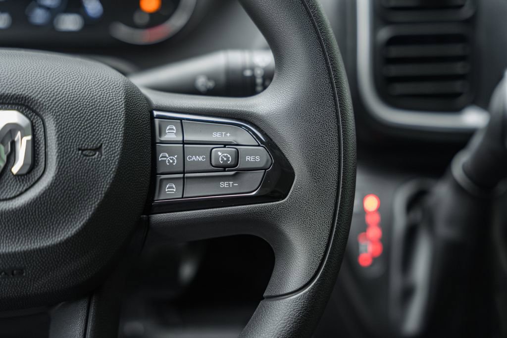 New 2025 RAM ProMaster 2500 w/ Quick Order Package 22G SLT image 29