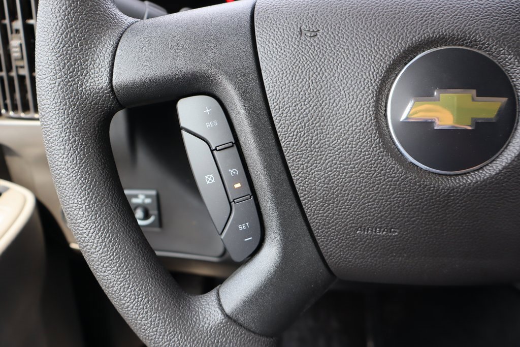 New 2025 Chevrolet Express 2500 Work Van w/ Driver Convenience Package image 10