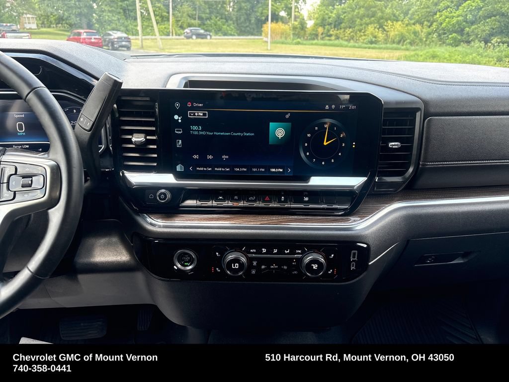 Used 2023 Chevrolet Silverado 1500 LT AWD/4WD image 20