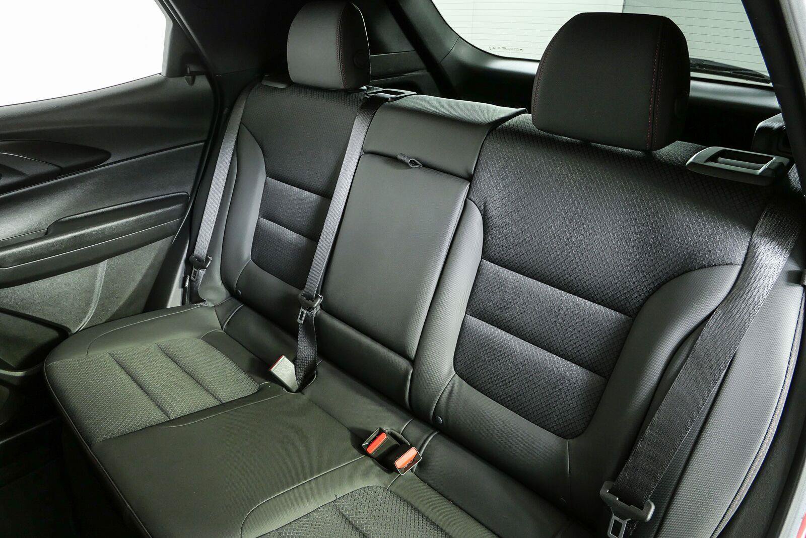 Used 2022 Chevrolet TrailBlazer RS FWD image 18