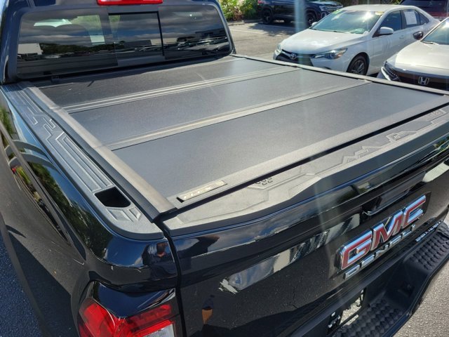 Used 2023 GMC Canyon Denali image 14