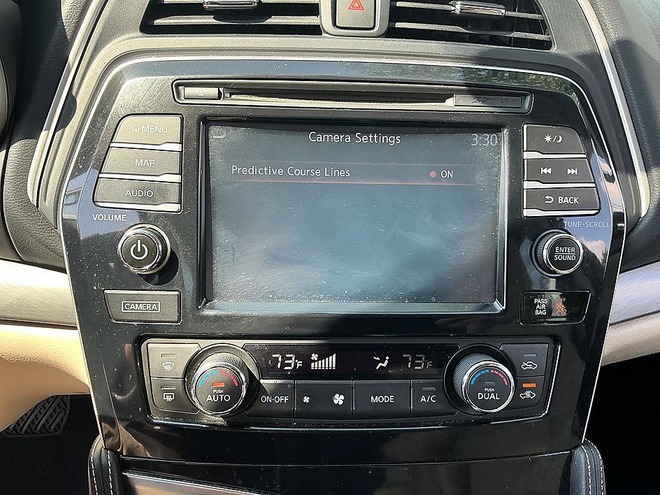 Used 2017 Nissan Maxima 3.5 SL FWD image 18