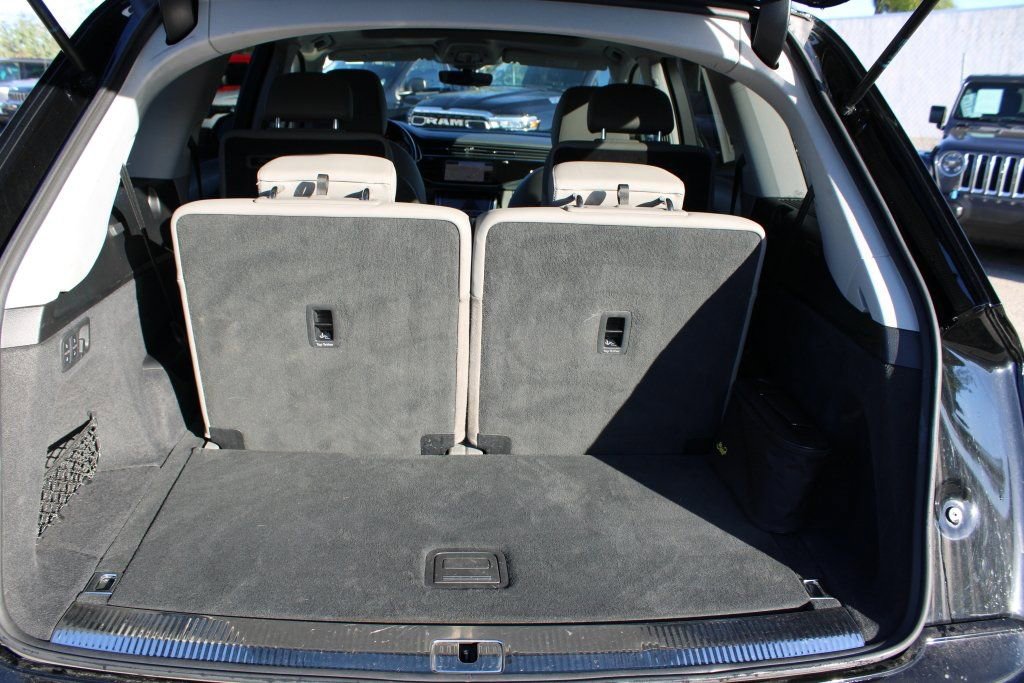 Used 2020 Audi Q7 3.0T Premium Plus image 34