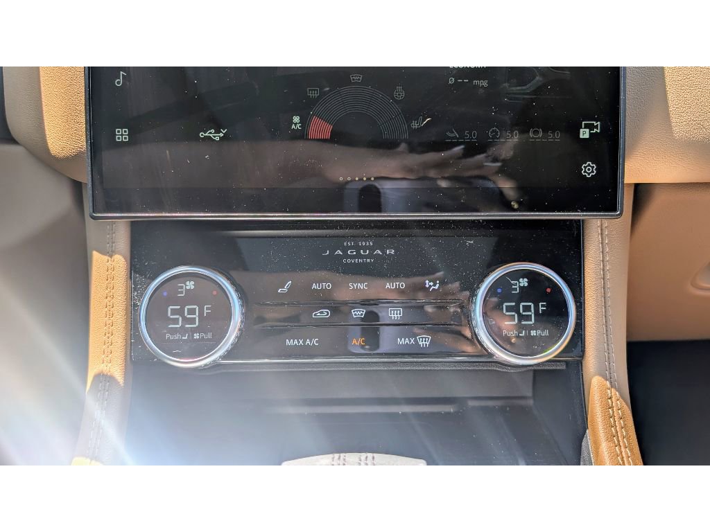 Used 2021 Jaguar F-PACE S image 28