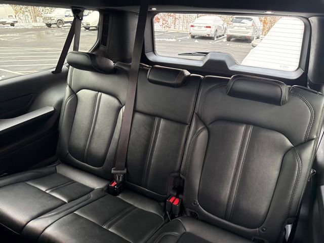 Used 2023 Jeep Wagoneer L Series II image 17