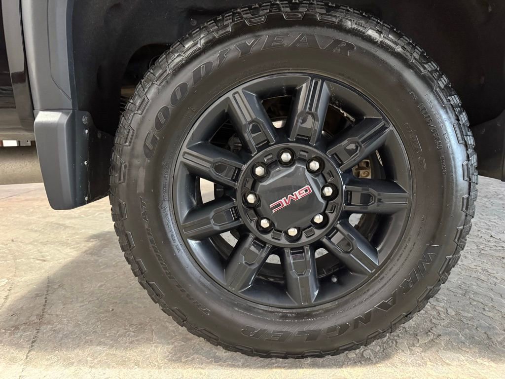 Used 2024 GMC Sierra 2500 AT4 w/ AT4 Premium Plus Package image 29