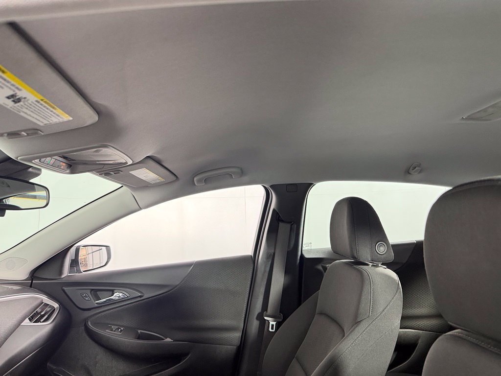 Used 2025 Chevrolet Malibu RS FWD image 21