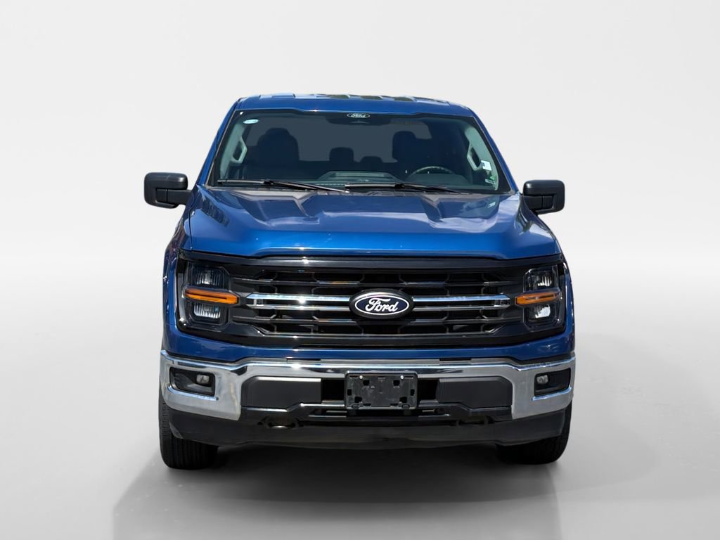 Used 2025 Ford F150 XLT w/ Equipment Group 301A Standard AWD/4WD image 9