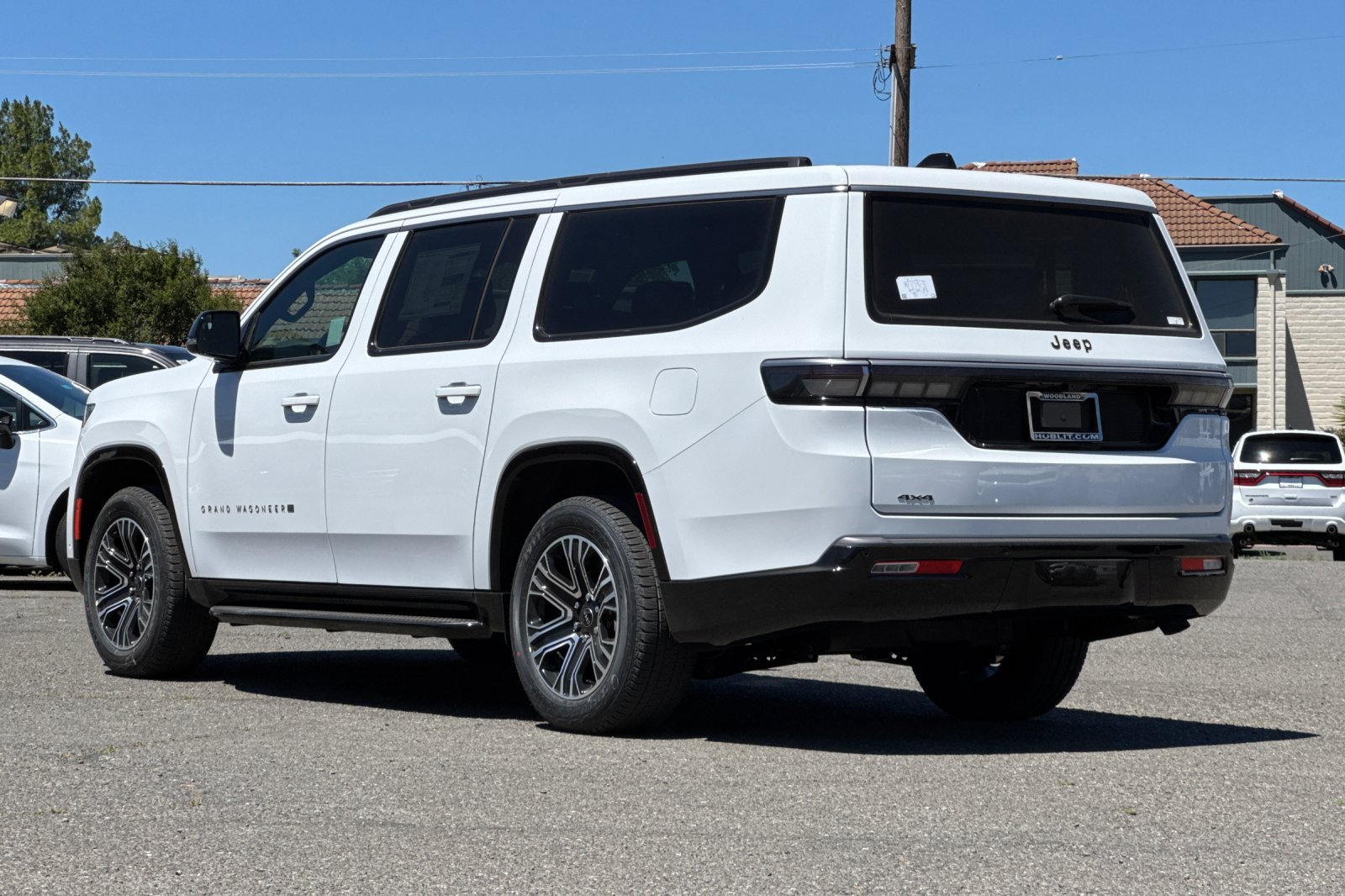 New 2026 Jeep Grand Wagoneer L 4WD w/ HD Trailer Tow Package image 5