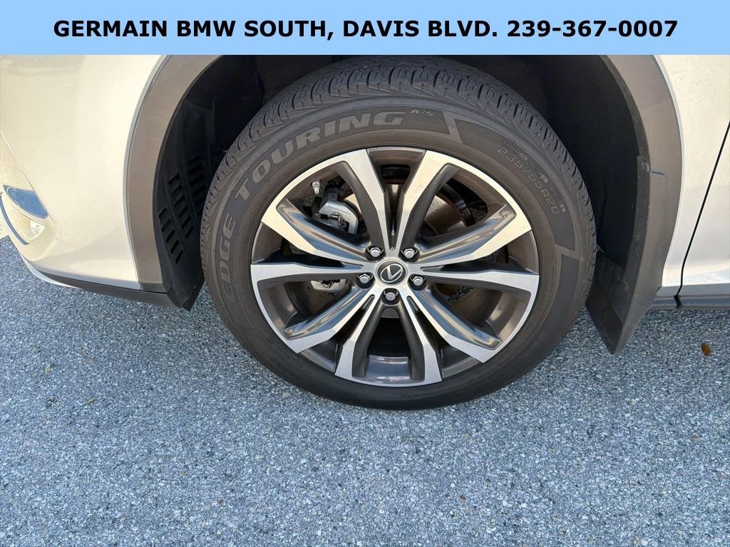 Used 2022 Lexus RX 350L Premium w/ Premium Package image 19
