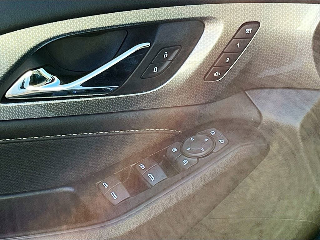 Used 2023 Chevrolet Traverse Premier w/ LPO, Floor Liner Package image 15