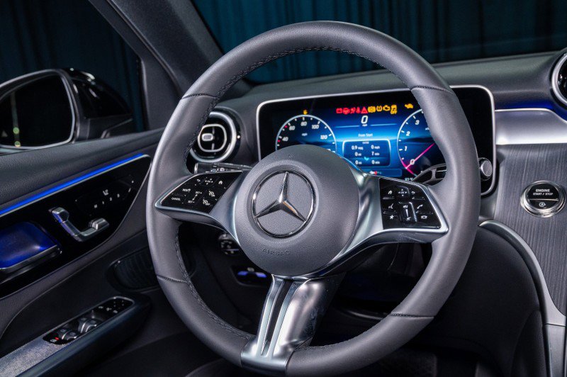 Certified 2026 Mercedes-Benz GLC 300 4MATIC image 15
