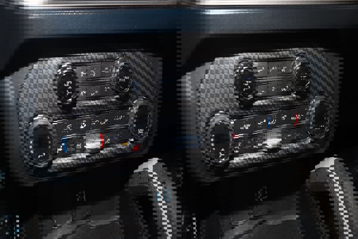 Used 2021 Ford Bronco Outer Banks image 30