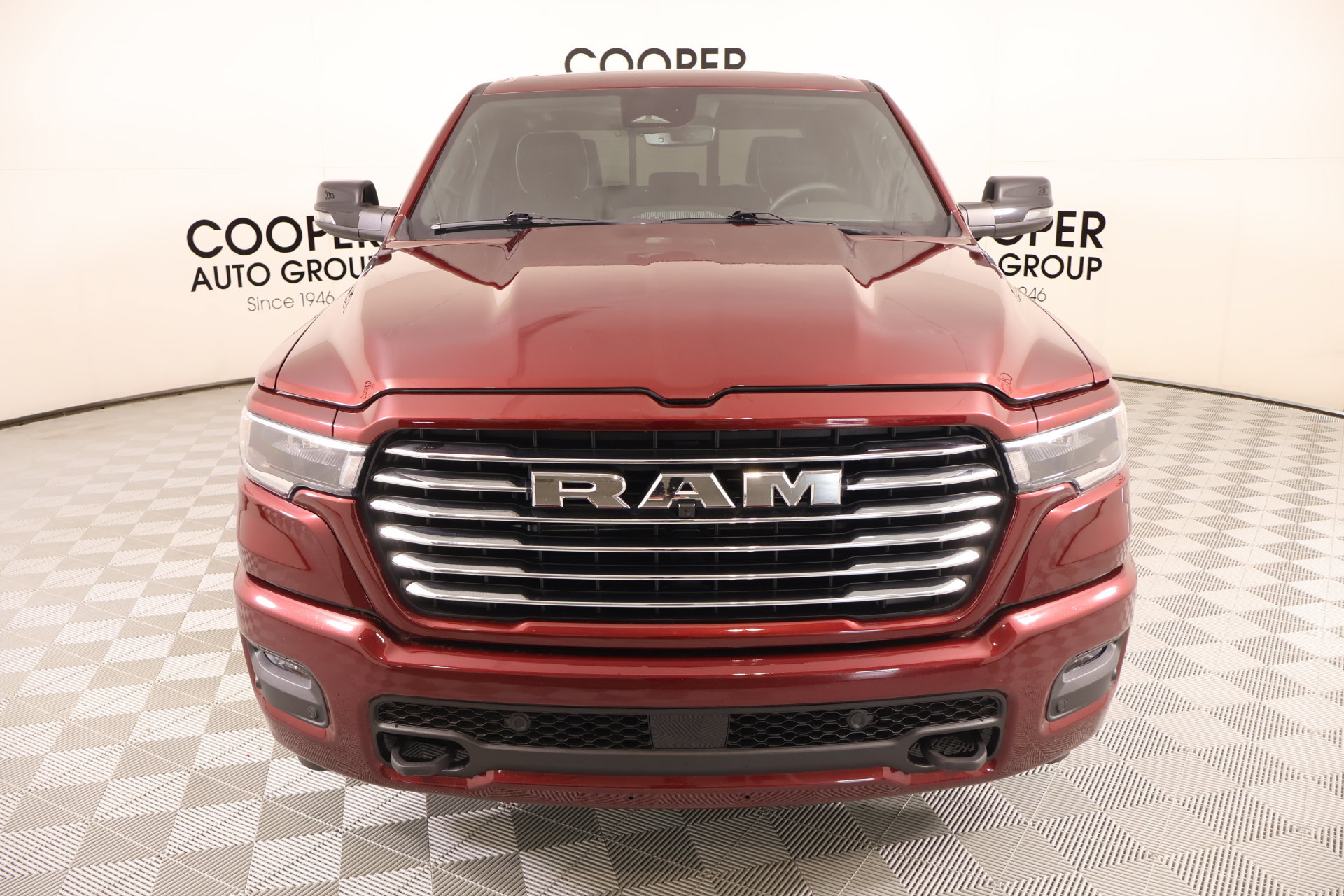 Used 2025 RAM 1500 Laramie w/ Laramie Southwest Edition AWD/4WD image 10