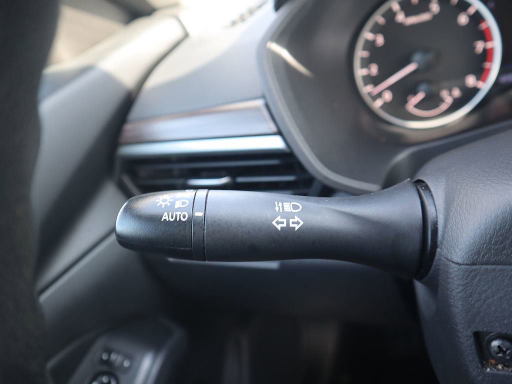 Used 2024 Nissan Altima 2.5 SV image 21