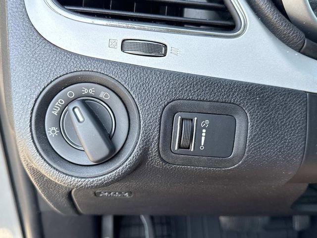 Used 2019 Dodge Journey SE FWD image 28