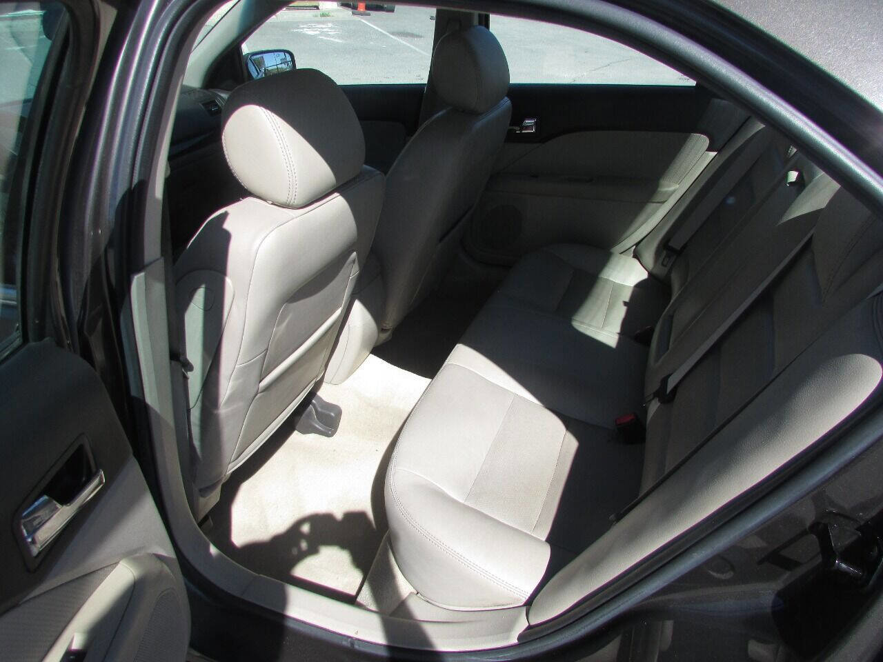 Used 2006 Ford Fusion SEL image 27