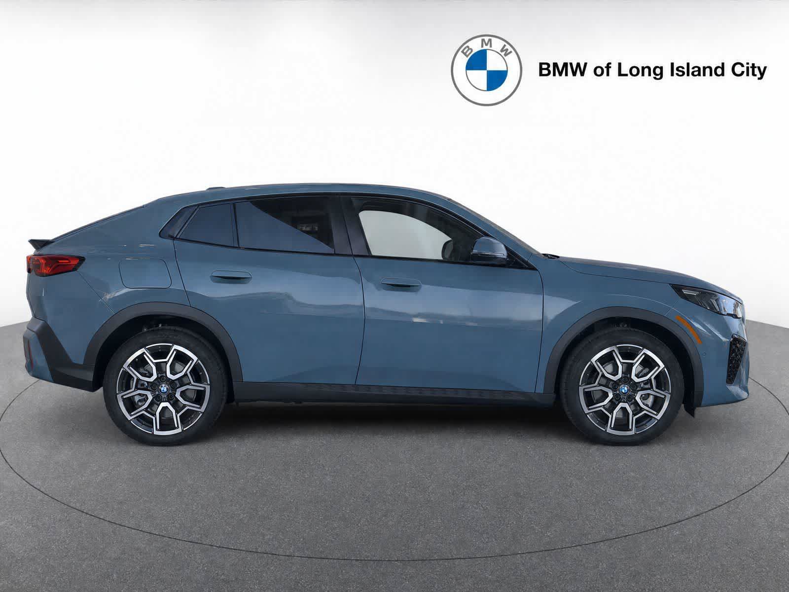 New 2026 BMW X2 xDrive28i w/ Convenience Package AWD/4WD image 8