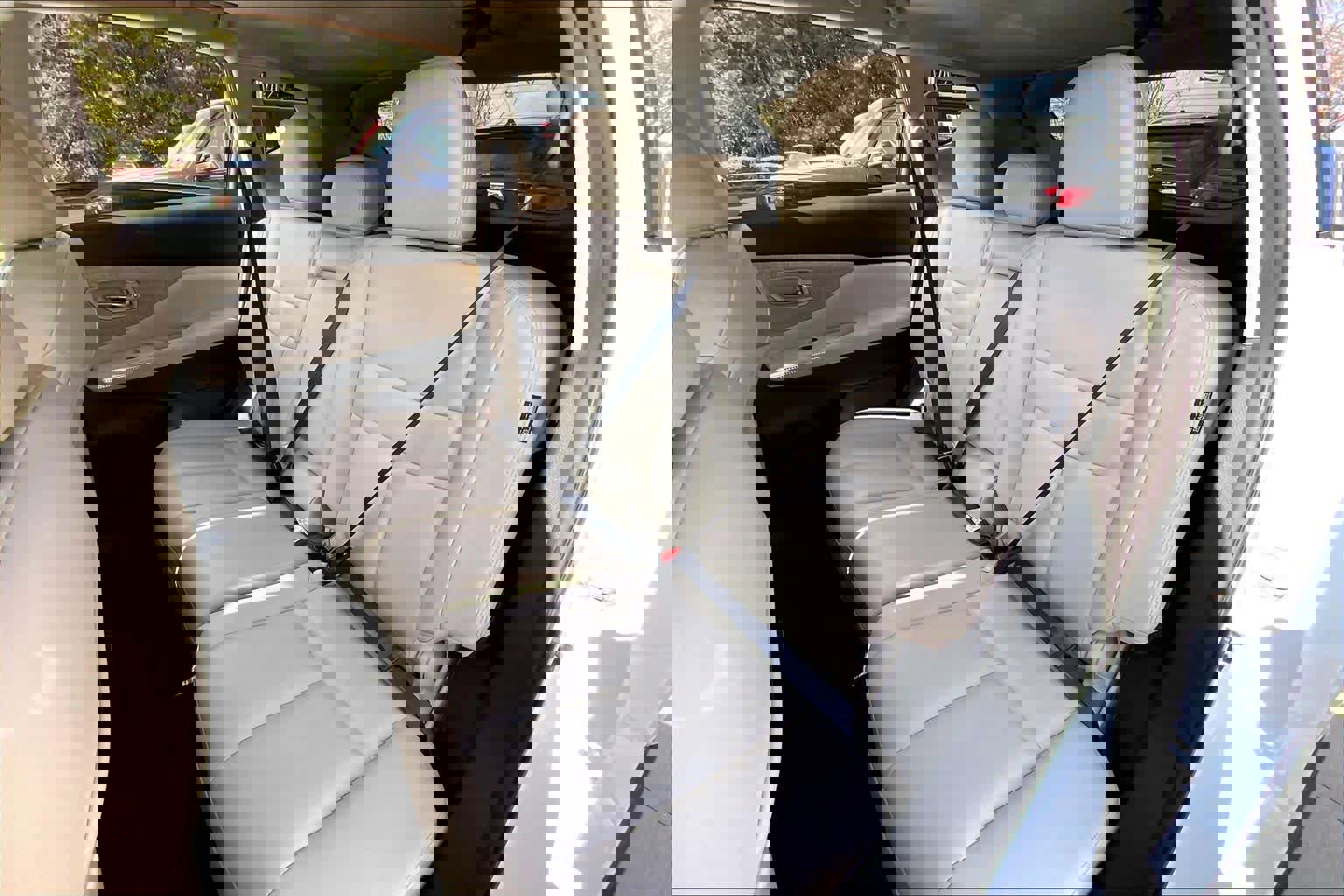 Used 2020 Nissan Murano SV w/ Premium Package image 21