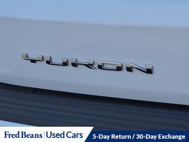 Used 2023 GMC Yukon AT4 AWD/4WD image 32