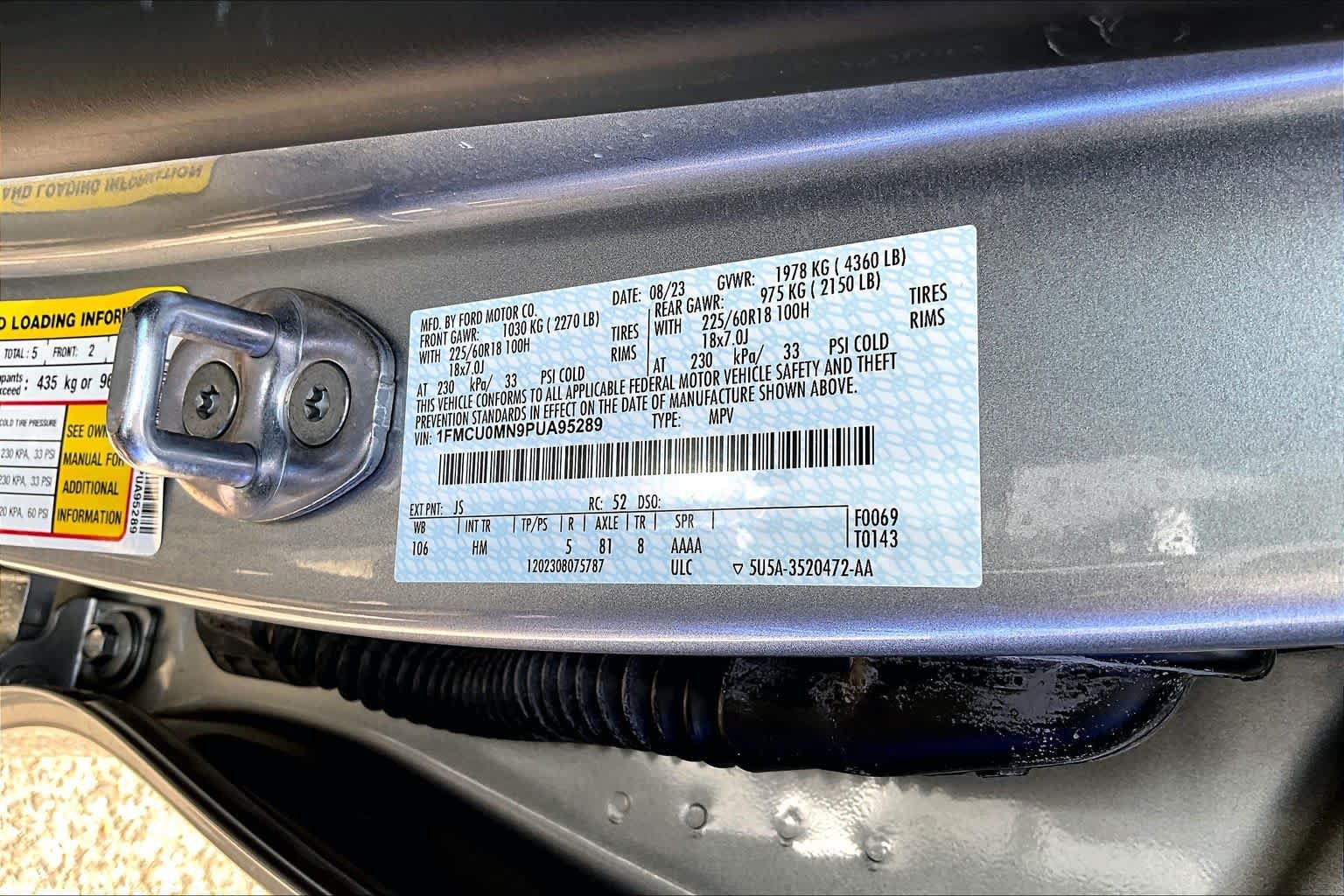 Used 2023 Ford Escape ST-Line w/ Tech Pack #1 FWD image 34