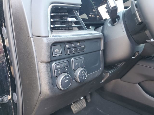 Used 2025 Chevrolet Tahoe Z71 AWD/4WD image 18