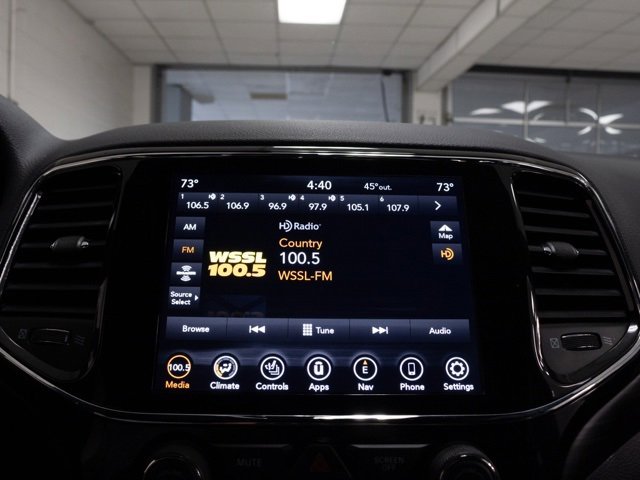 Used 2021 Jeep Grand Cherokee Laredo X image 13