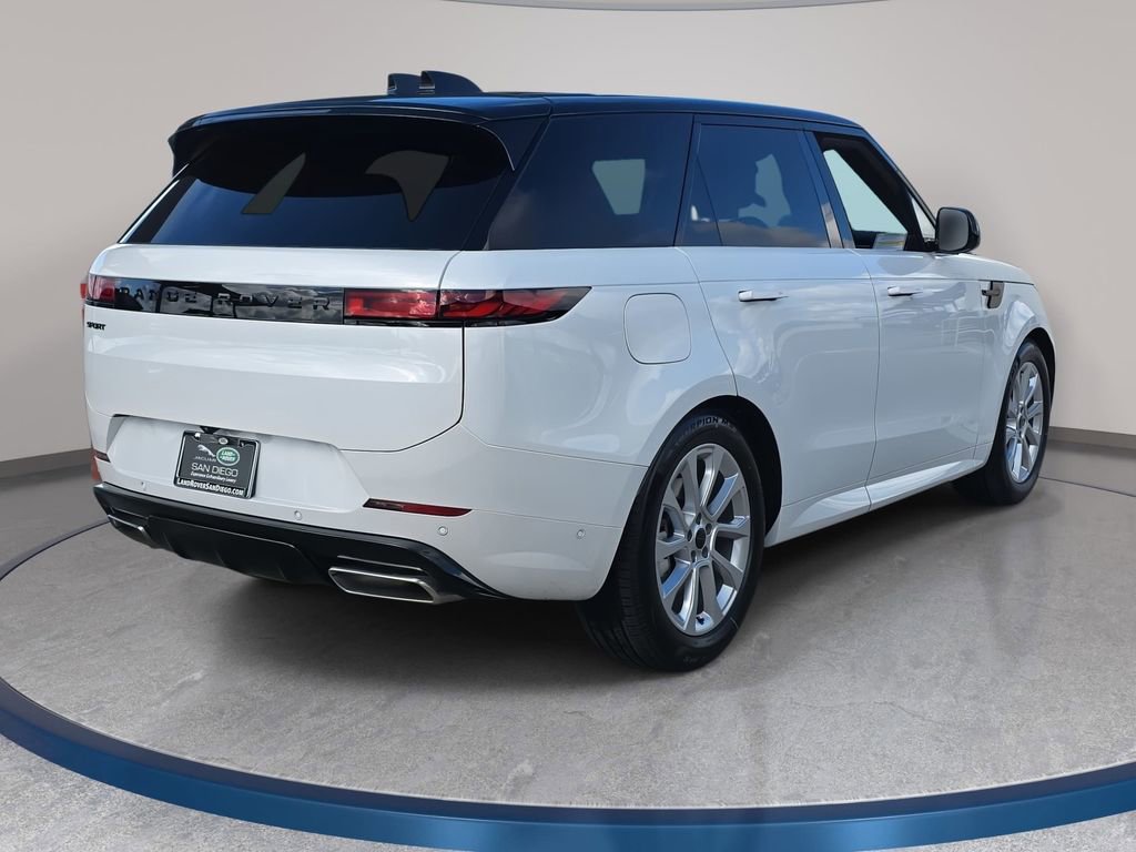 New 2026 Land Rover Range Rover Sport Dynamic SE AWD/4WD image 5
