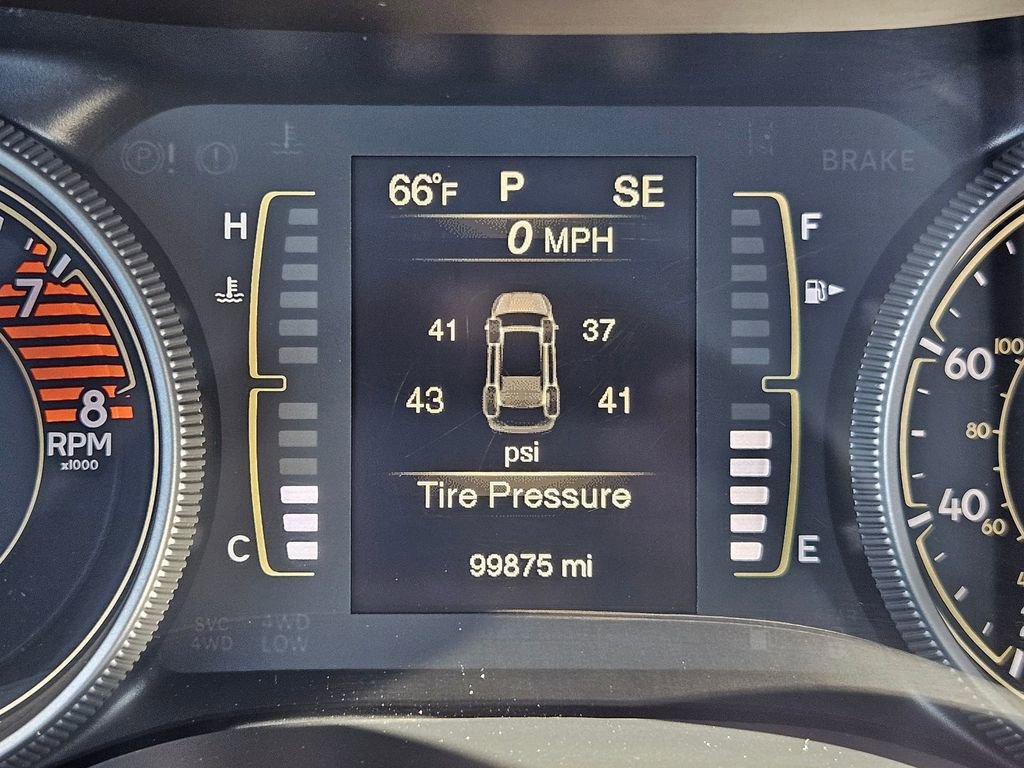 Used 2017 Jeep Cherokee Latitude w/ Comfort/Convenience Group image 15