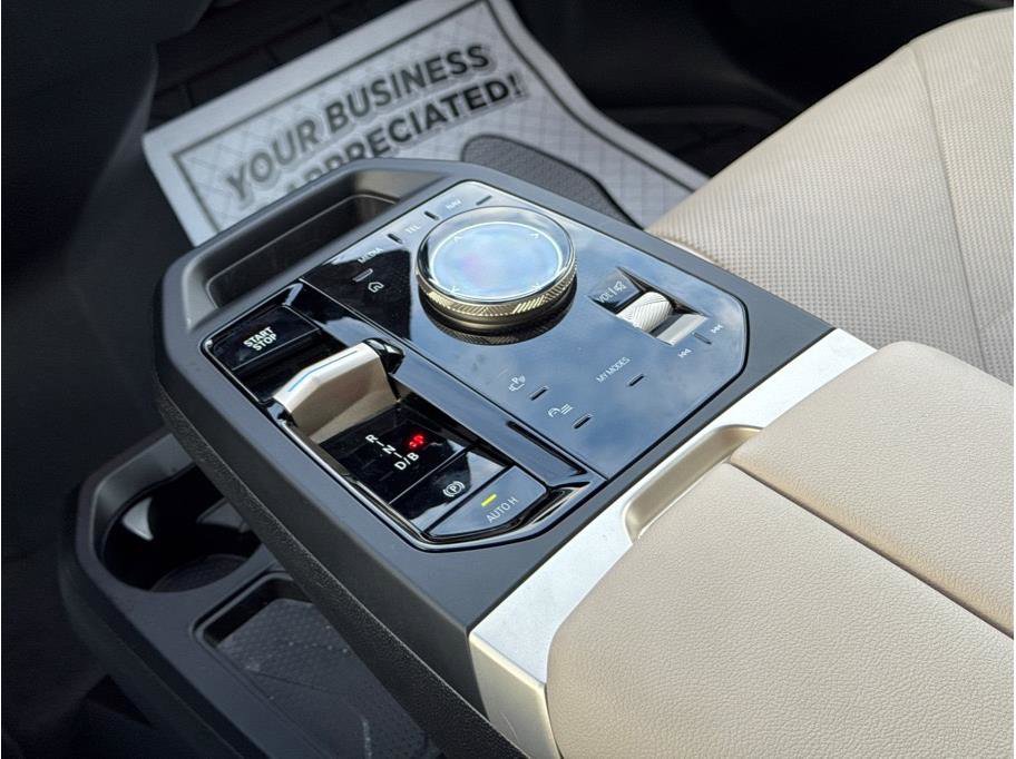 Used 2023 BMW iX xDrive50 w/ Sport Package image 15