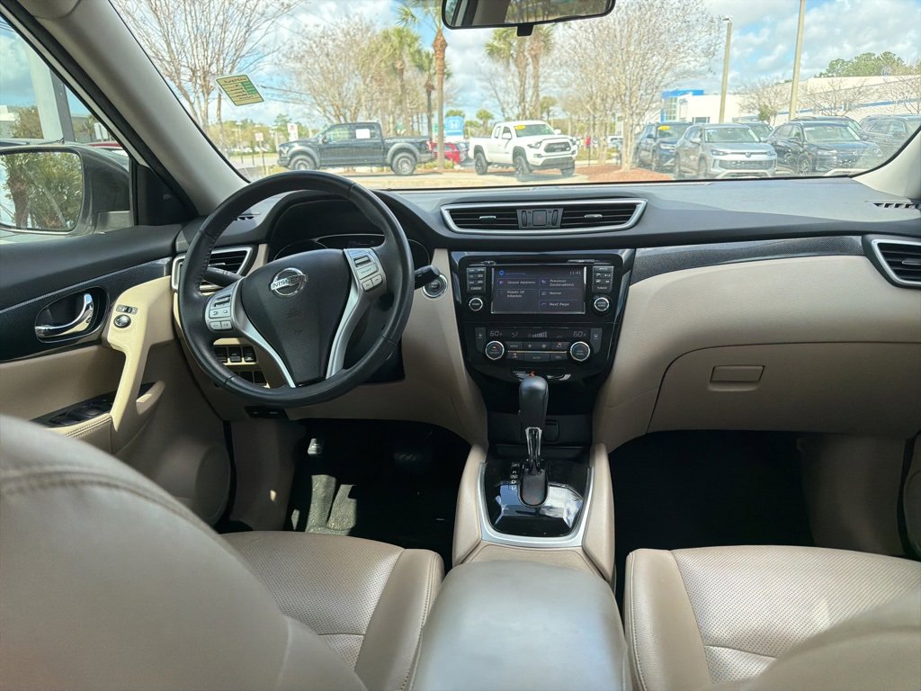 Used 2016 Nissan Rogue SL w/ SL Premium Package image 11